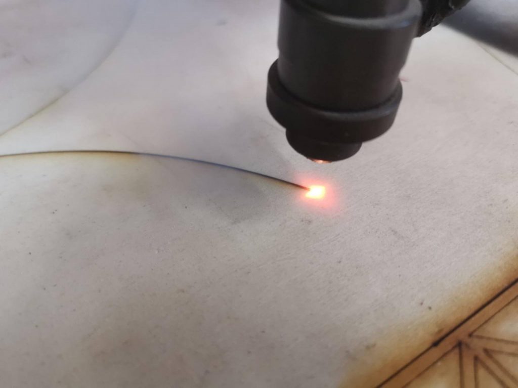 taiere si gravare CNC (1)